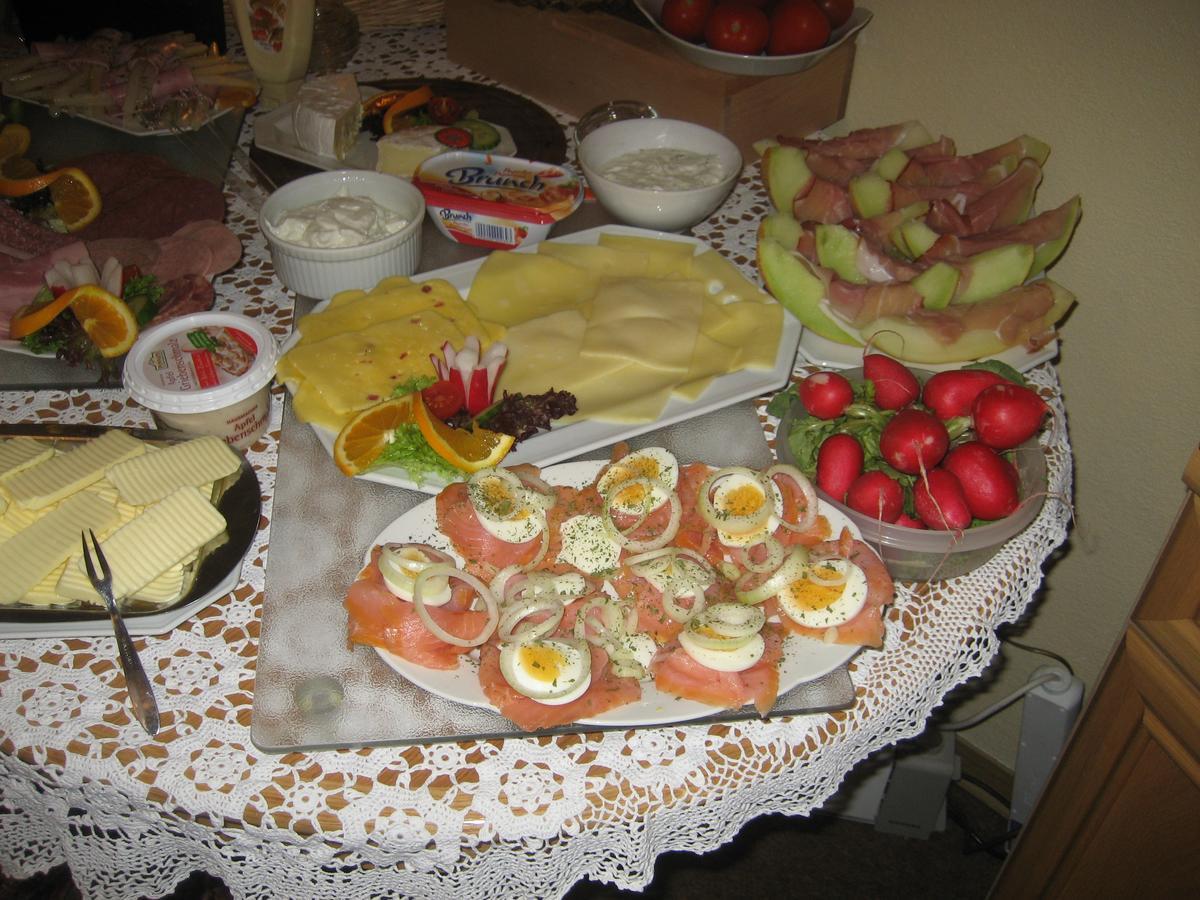 Gaestehaus Luise Bed & Breakfast Моншау Екстериор снимка